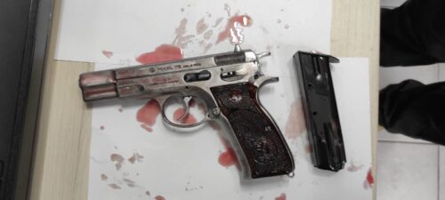 אקדח נתפס ושלושה נעצרו בג'סר א זרקא