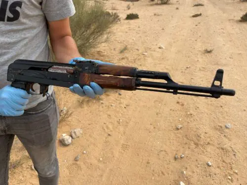 נתפס נשק מסוג קלאצ'ניקוב שהוסתר מתחת לאדמה בשטחי היישוב ביר הדאג'